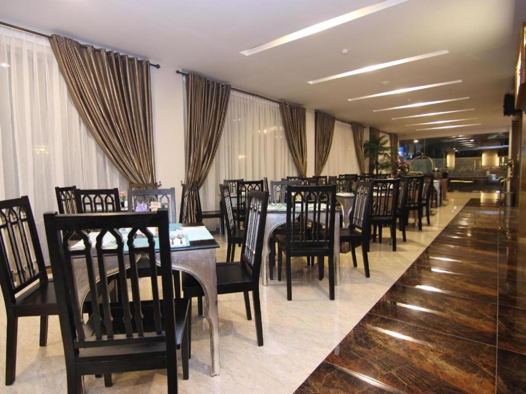 Grand Amira Hotel Solo, Azana Hotels Collection Екстер'єр фото