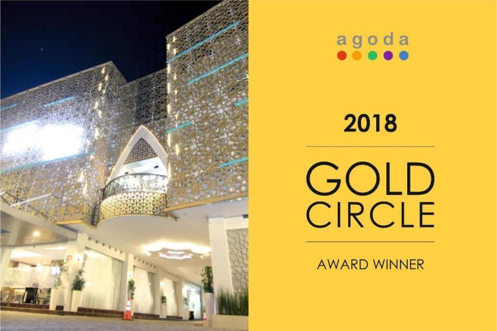 Grand Amira Hotel Solo, Azana Hotels Collection Екстер'єр фото